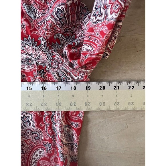 Chaps Womens Size M No Iron Red PAISLEY Button Up Shirt - Picture 2 of 6